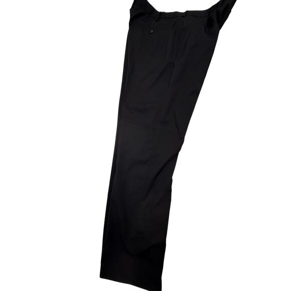 IZOD 38 x 32 Men's Dress Pants Golf Black Flat front deep pockets Made in Kenya - Picture 1 of 8